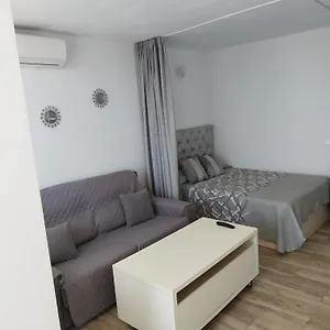 https://atalaya-de-torremolinos.hotelsinnerja.org